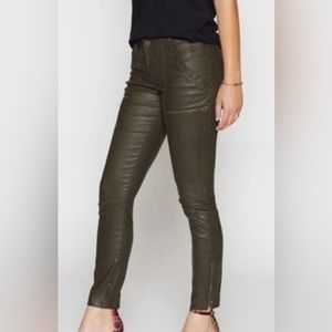 Joie Park skinny wax coated pants green color W24